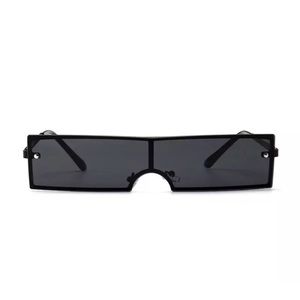 Black Rectangle Retro Sunglasses